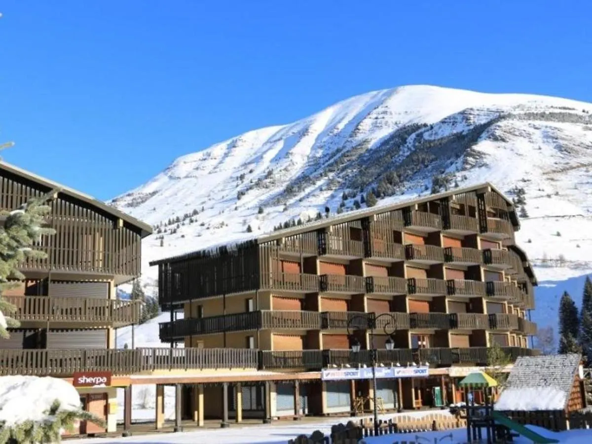 Auris En Oisans - Appartement 3 Pieces Cabine - 6 Couchages Au Pied Des Pistes - Fr-1-297-77 Apartment