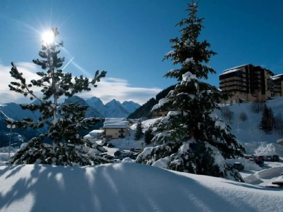 Auris En Oisans - Appartement 3 Pieces Cabine - 6 Couchages Au Pied Des Pistes - Fr-1-297-77