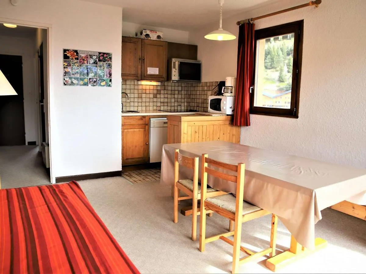 Apartment Auris En Oisans - Appartement 3 Pieces Cabine - 6 Couchages Au Pied Des Pistes - Fr-1-297-77 France